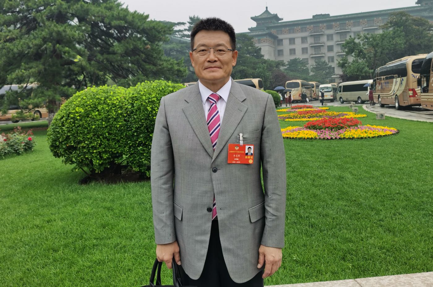 6.全国政协委员、航空工业制造院院长、党委副书记李志强